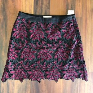 Forever 21 Floral Lace Skirt Size Medium NWT
